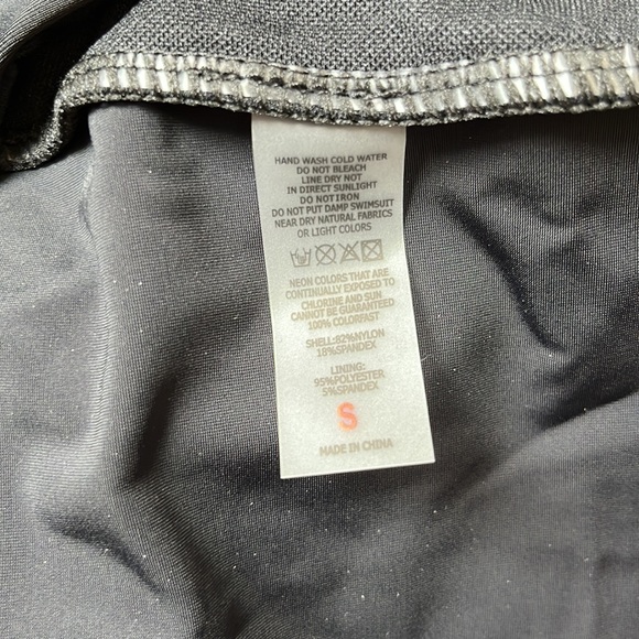 3/$15Women's Swim Skirt Solid Ruched Swimsuits Side Slit Pull Tie Small - Picture 4 of 9